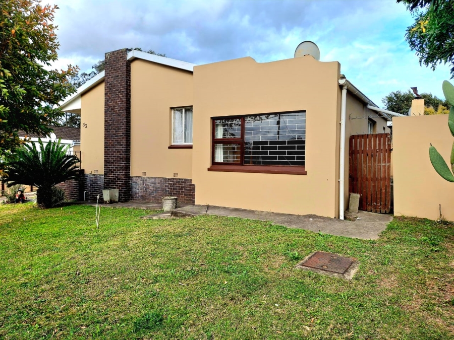 4 Bedroom Property for Sale in Summerpride Eastern Cape